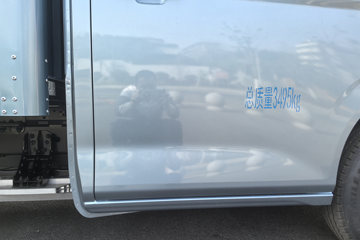 Զ������F3E 2025���ǻ۰� Һɲ 3.82�׵��Ŵ��綯��ʽ΢�� ����65kWhͼƬ