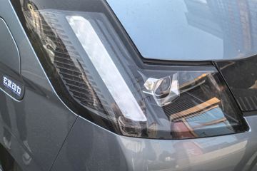 Զ������F3E 2025���ǻ۰� Һɲ 3.82�׵��Ŵ��綯��ʽ΢�� ����65kWhͼƬ