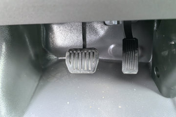 Զ������F3E 2025���ǻ۰� Һɲ 3.82�׵��Ŵ��綯��ʽ΢�� ����65kWhͼƬ