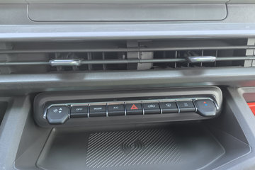 Զ������F3E 2025���ǻ۰� Һɲ 3.82�׵��Ŵ��綯��ʽ΢�� ����65kWhͼƬ