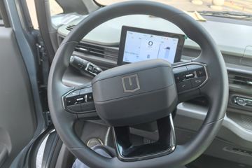 Զ������F3E 2025���ǻ۰� Һɲ 3.82�׵��Ŵ��綯��ʽ΢�� ����65kWhͼƬ