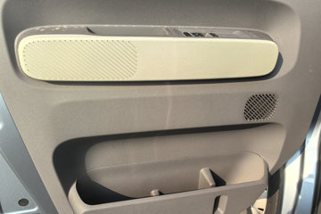 Զ������F3E 2025���ǻ۰� Һɲ 3.82�׵��Ŵ��綯��ʽ΢�� ����65kWhͼƬ