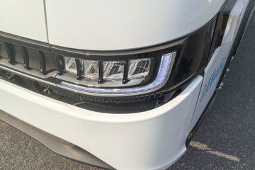 Զ������H9E ���˰� 4.15�׵��Ŵ��綯��ʽ�Ῠ ��о131.99kWhͼƬ