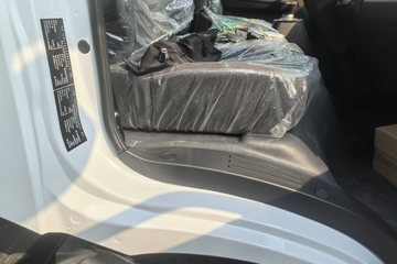 Զ������H9E ���˰� 4.15�׵��Ŵ��綯��ʽ�Ῠ ��о131.99kWhͼƬ