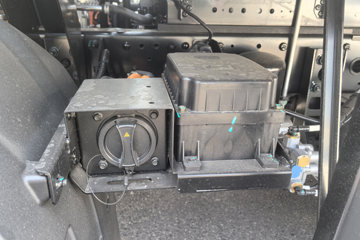 Զ������H9E ���˰� 4.15�׵��Ŵ��綯��ʽ�Ῠ ��о131.99kWhͼƬ