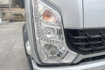 ���桤��EN 3.85���Ű봿�綯��ʽ�Ῠ ��γ81.59kWhͼƬ