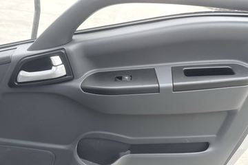 ���桤��EN 3.85���Ű봿�綯��ʽ�Ῠ ��γ81.59kWhͼƬ