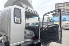 蓝擎·悦EN 3.85米排半纯电动厢式轻卡 亿纬81.59kWh