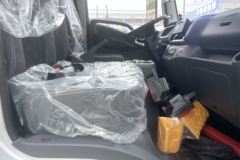 蓝擎·悦EN 3.85米排半纯电动厢式轻卡 亿纬81.59kWh