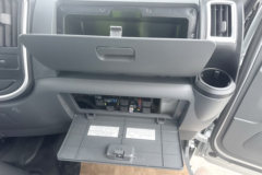 蓝擎·悦EN 4.18米单排纯电动厢式轻卡 亿纬81.59kWh