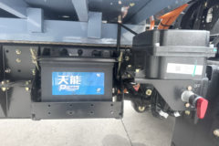 蓝擎·悦EN 4.18米单排纯电动厢式轻卡 亿纬81.59kWh