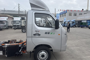 ����X1 Һɲ 3.7�׵��Ŵ��綯��դʽ΢�� ��γ65.66kWhͼƬ