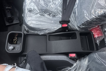 ����X1 Һɲ 3.7�׵��Ŵ��綯��դʽ΢�� ��γ65.66kWhͼƬ