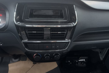 ����X1 Һɲ 3.7�׵��Ŵ��綯��դʽ΢�� ��γ65.66kWhͼƬ