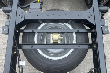 ����X1 Һɲ 3.7�׵��Ŵ��綯��դʽ΢�� ��γ65.66kWhͼƬ