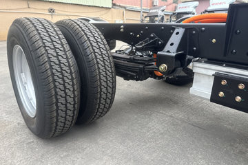 ����X1 Һɲ 3.7�׵��Ŵ��綯��դʽ΢�� ��γ65.66kWhͼƬ