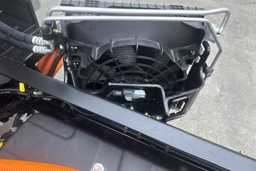 ����X1 Һɲ 3.7�׵��Ŵ��綯��դʽ΢�� ��γ65.66kWhͼƬ