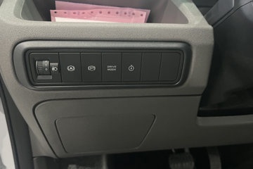 Զ������V8E���ܰ� 2025�� �ǻ۰� 6�� ���綯��� ����ʱ��50.2kWhͼƬ