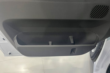 Զ������V8E���ܰ� 2025�� �ǻ۰� 6�� ���綯��� ����ʱ��50.2kWhͼƬ