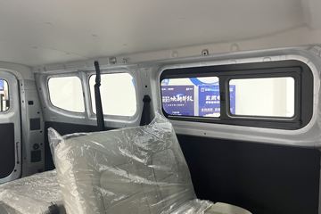 Զ������V8E���ܰ� 2025�� �ǻ۰� 6�� ���綯��� ����ʱ��50.2kWhͼƬ