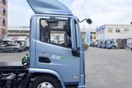 蓝擎·悦X7&nbsp;电动载货车外观图片