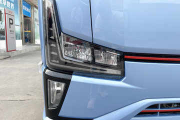 ���桤��X7 ���� 4.18�׵��Ŵ��綯��դʽ�Ῠ ����200.3kWhͼƬ