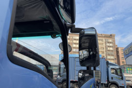 V系&nbsp;电动载货车外观图片