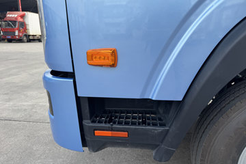 �й������ɶ����ó� V3 ��E��TRUK ��ɲ 4.15�׵��Ŵ��綯��ʽ�Ῠ ����ʱ��100.46kWhͼƬ