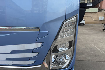 �й������ɶ����ó� V3 ��E��TRUK ��ɲ 4.15�׵��Ŵ��綯��ʽ�Ῠ ����ʱ��100.46kWhͼƬ