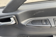 中国重汽成都商用车 V3 蓉E·TRUK 气刹 4.15米单排纯电动厢式轻卡 宁德时代100.46kWh