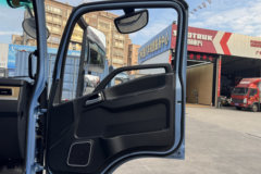 中国重汽成都商用车 V3 蓉E·TRUK 气刹 4.15米单排纯电动厢式轻卡 宁德时代100.46kWh