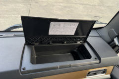 中国重汽成都商用车 V3 蓉E·TRUK 气刹 4.15米单排纯电动厢式轻卡 宁德时代100.46kWh