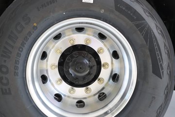 ��������X6000 �����콢 16L LNG 700���� 6X4 ��ʿ��12�� AMT�Զ��� ǣ����ͼƬ