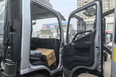 福田奥铃CTV 2.5L柴油 160马力 万里扬6档 4.17米单排仓栅式轻卡
