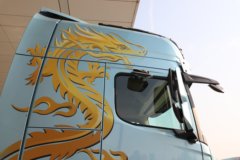 陕汽德龙X6000 臻选版 15.7L LNG 720马力 6X4 法士特16档 牵引车