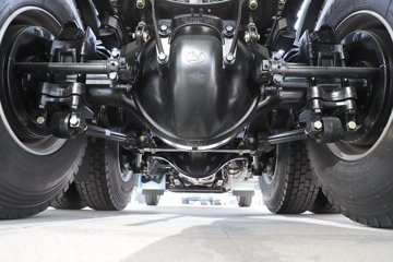 ��������X6000 ��ѡ�� 15.7L LNG 720���� 6X4 ��ʿ��16�� ǣ����ͼƬ