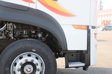 �����½� ����X7 440���� 6X4 ����12�� ǣ����ͼƬ