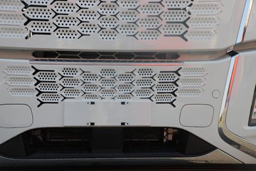 �����½� ����X7 440���� 6X4 ����12�� ǣ����ͼƬ