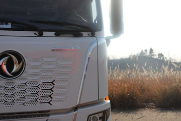 �����½� ����X7 440���� 6X4 ����12�� ǣ����ͼƬ