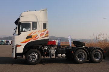 �����½� ����X7 440���� 6X4 ����12�� ǣ����ͼƬ