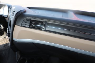 �����½� ����X7 440���� 6X4 ����12�� ǣ����ͼƬ