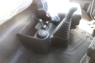 �����½� ����X7 440���� 6X4 ����12�� ǣ����ͼƬ