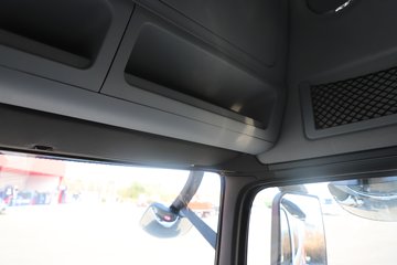 �����½� ����X7 440���� 6X4 ����12�� ǣ����ͼƬ