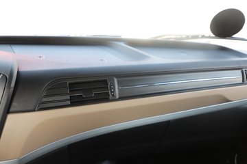 �����½� ����X7 440���� 6X4 ����12�� ǣ����ͼƬ