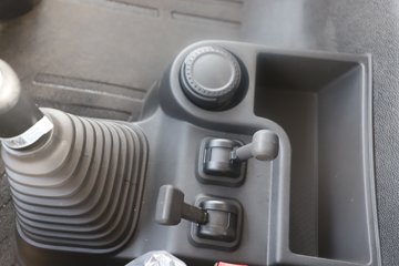 �����½� ����X7 440���� 6X4 ����12�� ǣ����ͼƬ