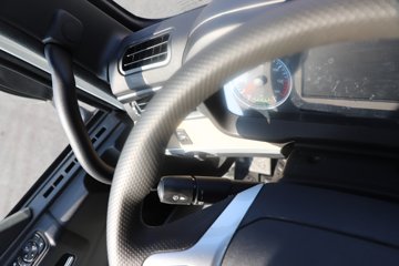 �����½� ����X7 440���� 6X4 ����12�� ǣ����ͼƬ