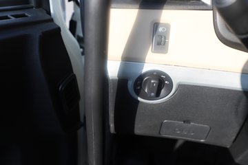 �����½� ����X7 440���� 6X4 ����12�� ǣ����ͼƬ