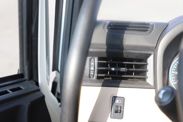 �����½� ����X7 440���� 6X4 ����12�� ǣ����ͼƬ