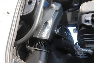 �����½� ����X7 440���� 6X4 ����12�� ǣ����ͼƬ