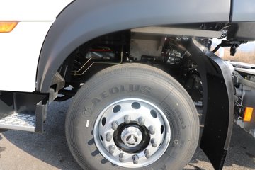 �����½� ����X7 440���� 6X4 ����12�� ǣ����ͼƬ